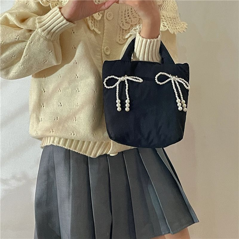 Nischendesign Feeling Bow Damen Perle 2024 Neue handliche, mit Baumwolle gefüllte kleine Umhängetasche mit einer Schulter_voghion.com