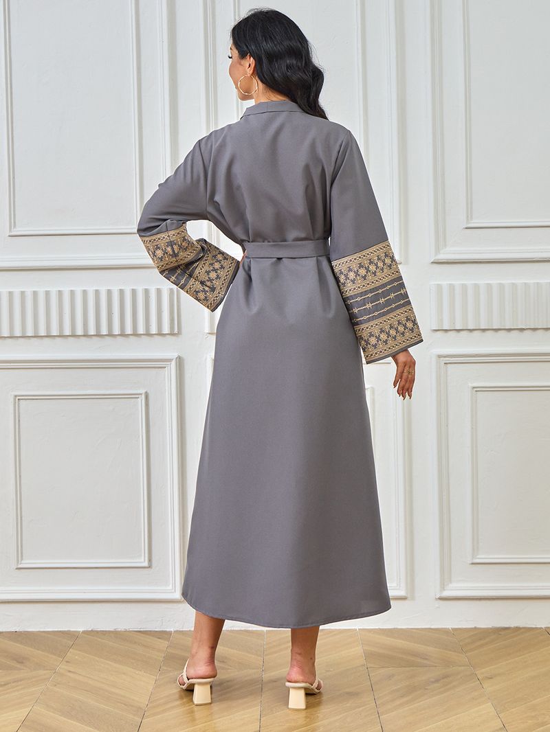 Sieviešu apģērbs Abaya Tuvo Austrumu musulmaņu modes elegants kardigans izšūta kleita sieviešu halāts_voghion.com