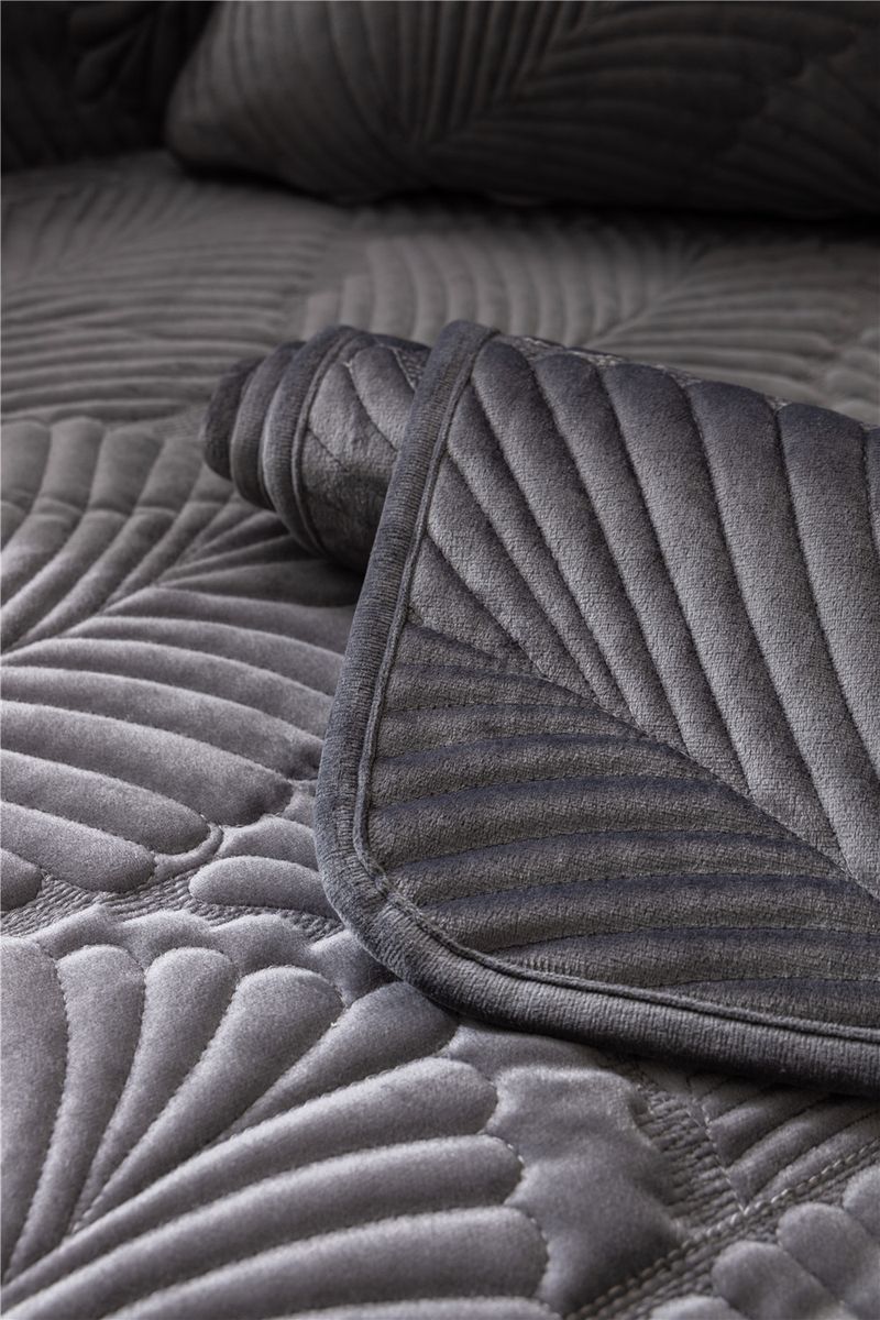 Autumn and winter style ultra soft solid color plush banana leaf sofa cushion modern simple double sofa cushion cloth factory direct sales_voghion.com