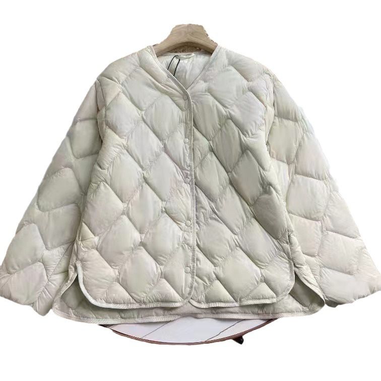 Lightweight For Women , Casual White Duck Down Short Style, Slimming V-Neck Inner Lining, Large Size Warm Jacket_voghion.com