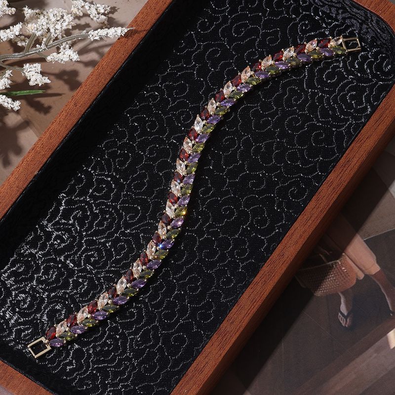 Bracciale tempestato di diamanti 2025 per donna, design di nicchia raffinato, leggero, versatile, di alta qualità, elegante_voghion.com