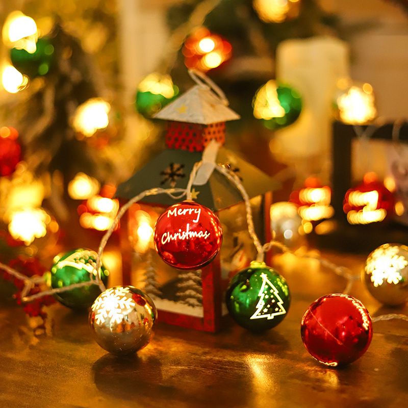 Feestelijke LED-kerstverlichting met kerstman- en sneeuwpopdecoraties - werkt op batterijen/USB, heeft meerdere kleuren en knippert voor feestelijke decoratie in huis_voghion.com