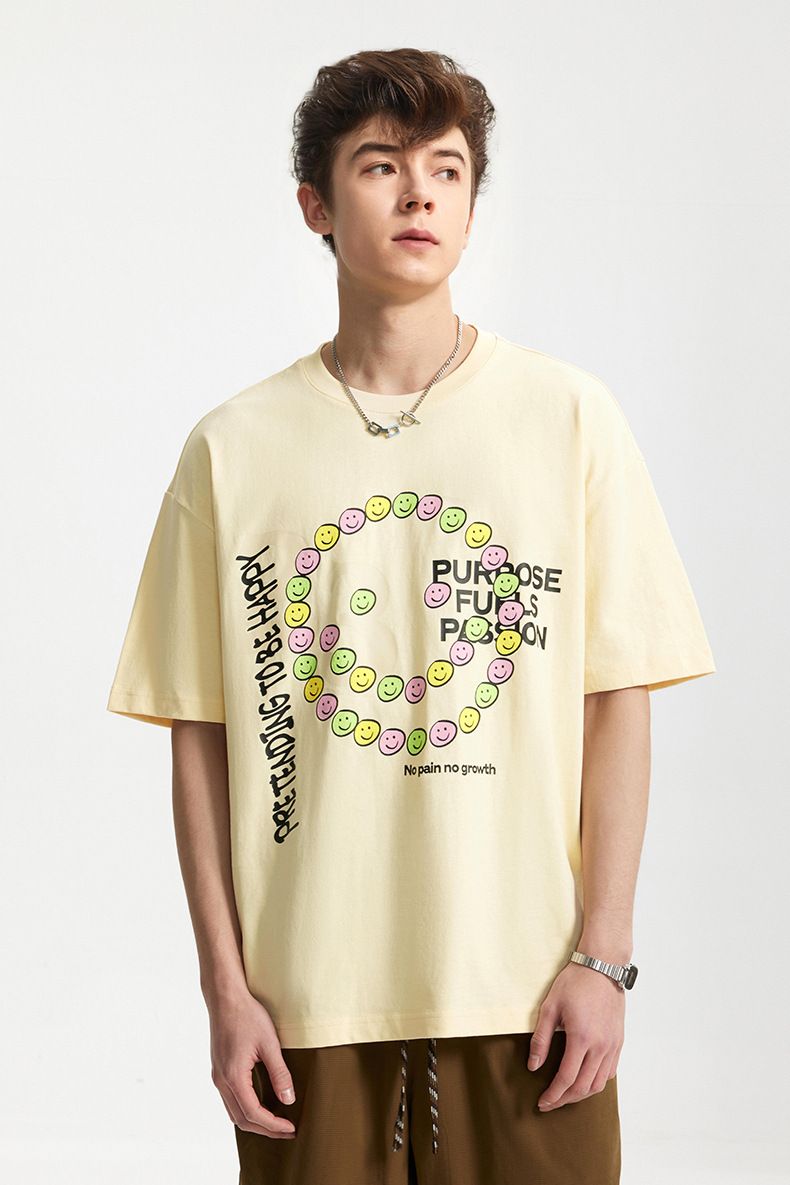 Männerkleeder Smiley Gesiicht Gekrasch Print T-Shirt 2025 Fréijoer a Summer Nei Trendy Mark Loose Perséinlechkeet Kuerzärmlech T-Shirt Männer a Fraen_voghion.com