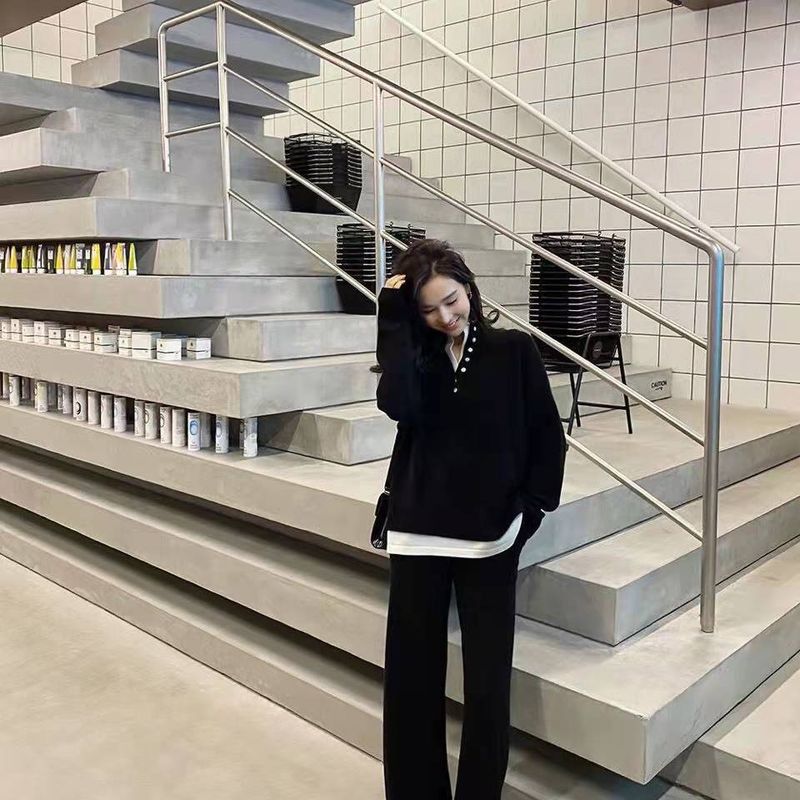 Trendy Youthful Sports Outfit 2025 Spring Autumn Women's Knitted Sweater Wide-Leg Pants Casual Two-Piece Set_voghion.com
