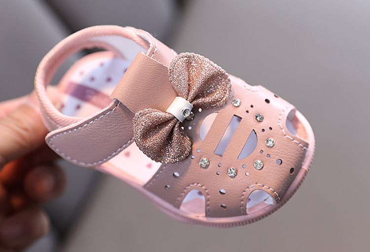 Mãe e crianças verão infantil sola macia sapatos da criança do bebê sandálias dedo do pé fechado 0-1-2 um ano de idade 3 meninas menina princesa sapatos_voghion.com