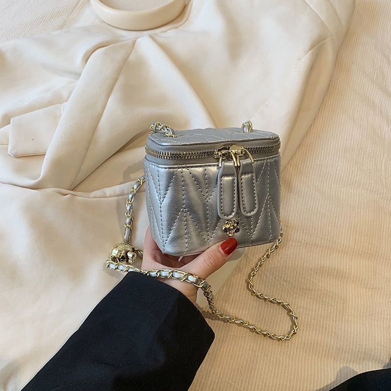 Camellia Box Women's Chain Small Style High-end Niche Shoulder Parent-child Children's Coin Mini Crossbody Bag_voghion.com