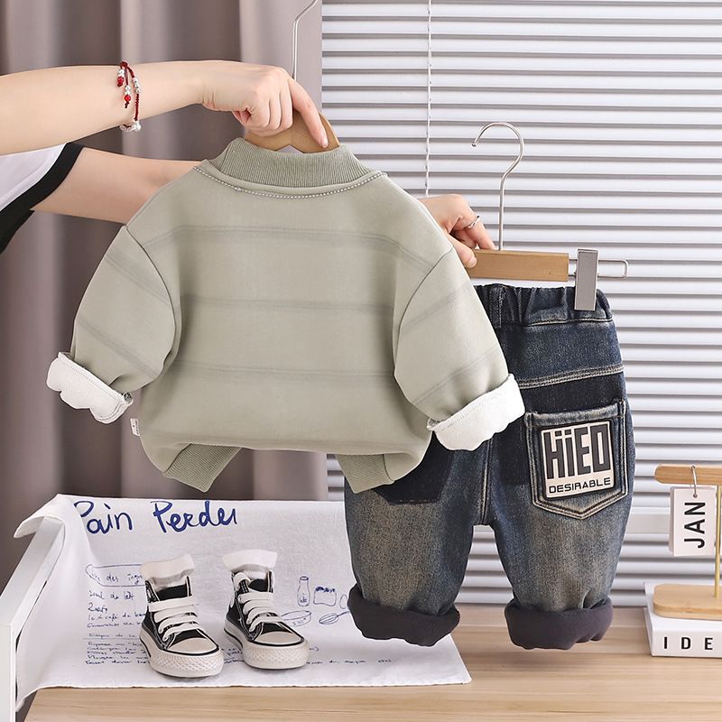 Yihao Jongens Herfst Winter 2025 Nieuwe Sweatshirt Warme Tweedelige Set Fleece Mode Kinderkleding Trendy_voghion.com