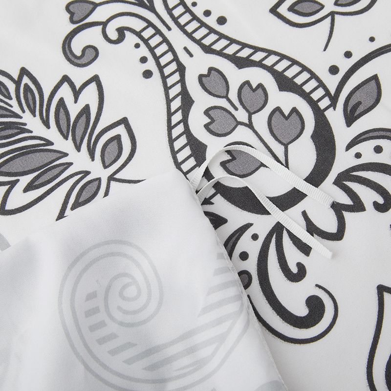 Grau-weißes, doppelseitig bedrucktes Bettbezug-Set mit Paisley-Blumenmuster, dreiteilig, aus weichem Polyester – gewalkte Samtstruktur_voghion.com