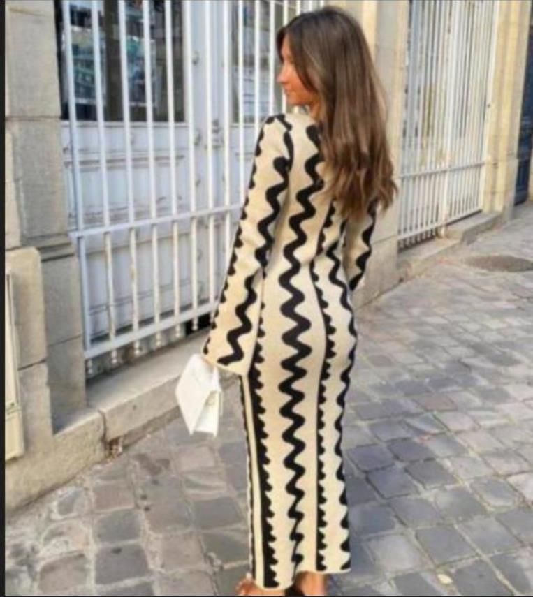 Damenbekleidung vertikal gestreifter langer Rock Wellenmuster schlanke Mode gestricktes Wollkleid_voghion.com