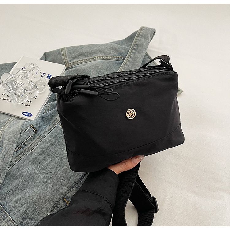 Nylon ultra avec compartiments multiples anti-éclaboussures, fabriqué à partir de matériaux simples et légers, grande capacité unique_voghion.com