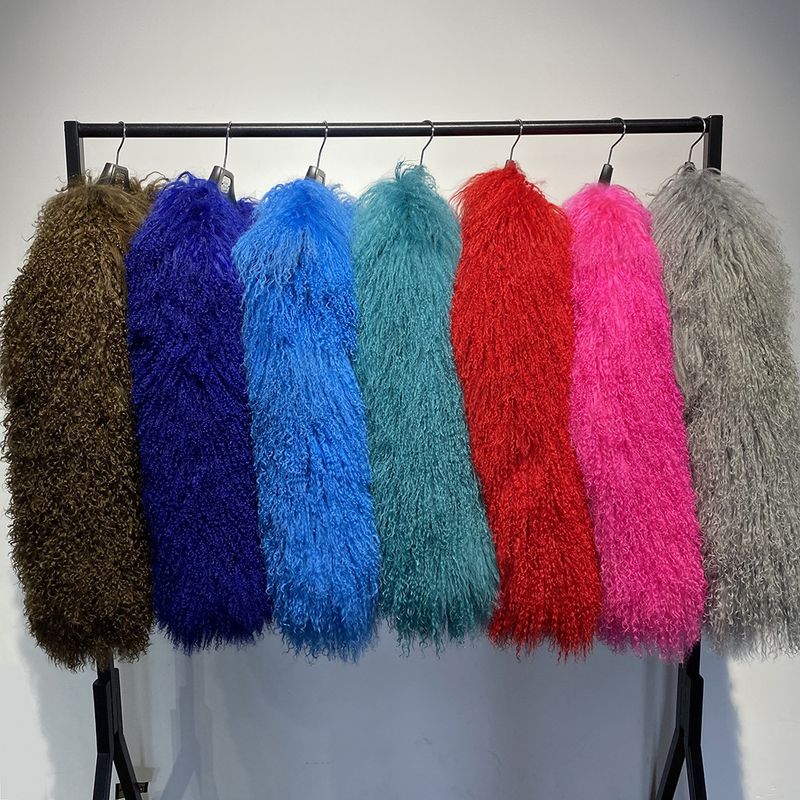 Damenbekleidung Luxuriöser Shearling-Pelzmantel Damenmode Kurze Jacke mit Reverskragen und natürlichem Shearling-Besatz_voghion.com