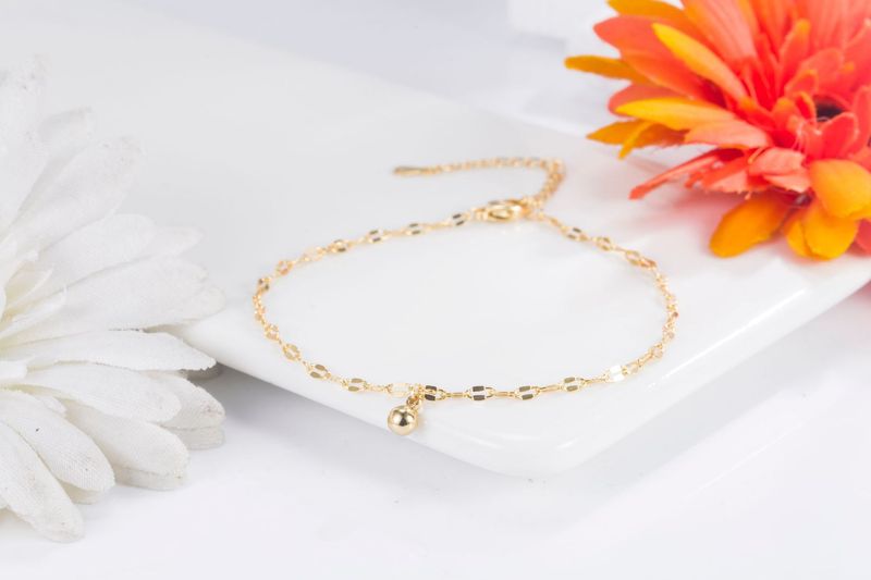 Fußkettchen mit runder Perlenlippe und Kette, schlichtes Mode-Nischendesign, Trend, leichter Luxus, Fußkettchen, weiblicher Sommerschmuck_voghion.com