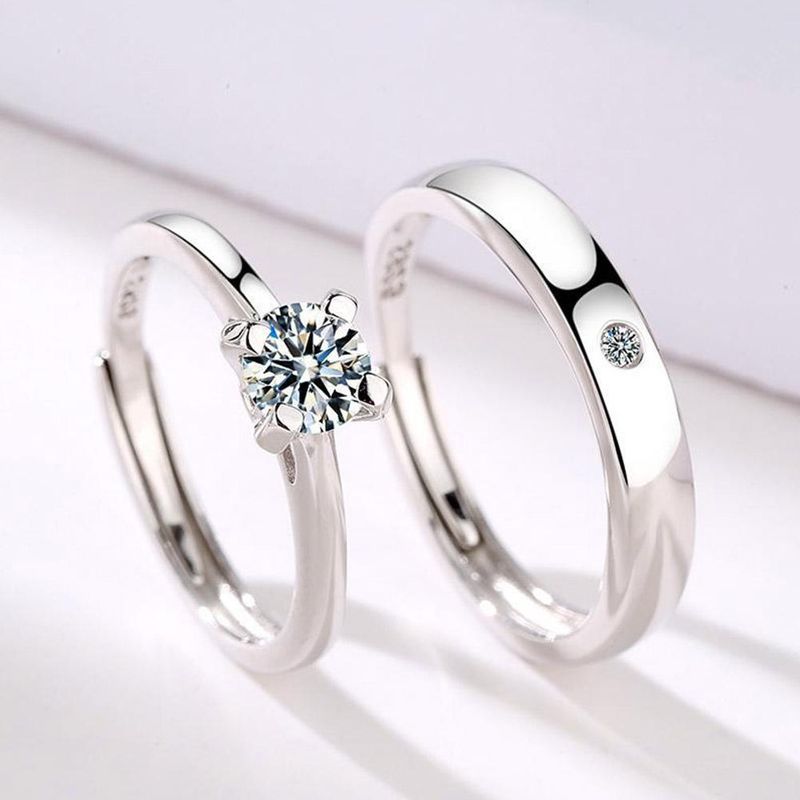 Pronto Stock Semplice Argento Colore Moda Coppia Anelli di Nozze Zirconia Cubica Eternity Band Gioielli Regalo per San Valentino_voghion.com