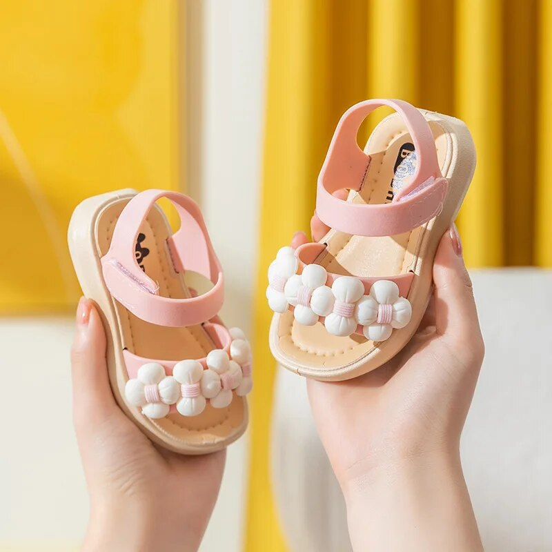 2024 nuove pantofole per bambini estate ragazze e ragazzi bagno casa scarpe da spiaggia antiscivolo sandali per bambini con suola morbida_voghion.com