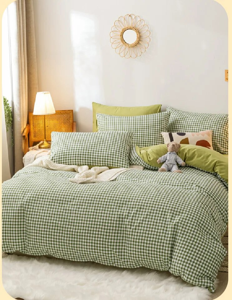 Piccole e fresche quattro lenzuola e copripiumini, dormitorio studentesco primaverile con tre set di biancheria da letto in cartone animato a pezzo unico_voghion.com