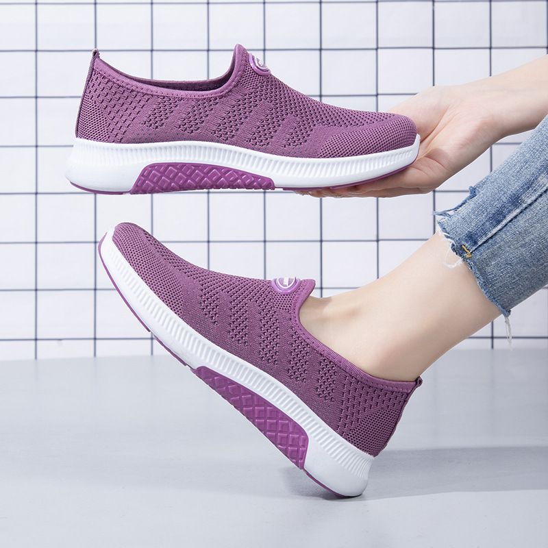 2025 Nuovo panno di vecchia Pechino per le donne casuali sportive da corsa comode leggere ispessite suola morbida scarpe da mamma_voghion.com