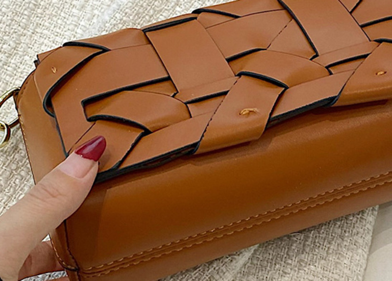 Borsa da donna in tessuto dal design piccolo 2023 Borsa a tracolla alla moda con nuova trama autunno/inverno 2023 Borsa a tracolla personalizzata_voghion.com