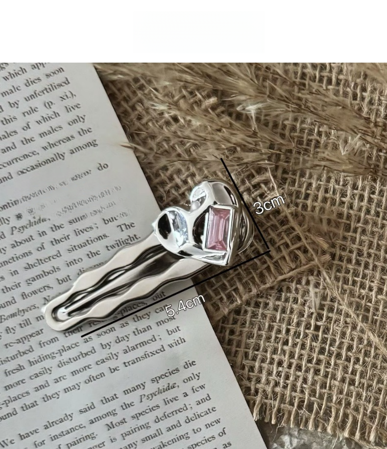 Accessori per capelli con forcina laterale in stile coreano di alta moda, stile dolce e fresco, a forma di cuore in argento._voghion.com