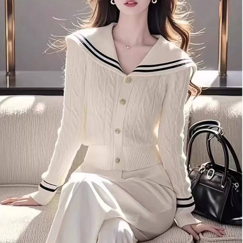 Navy hals weiche sticky kurze lange ärmeln für frauen in herbst winter 2024, slim fit und schlankmachende, gepaart mit einem weißen_voghion.com