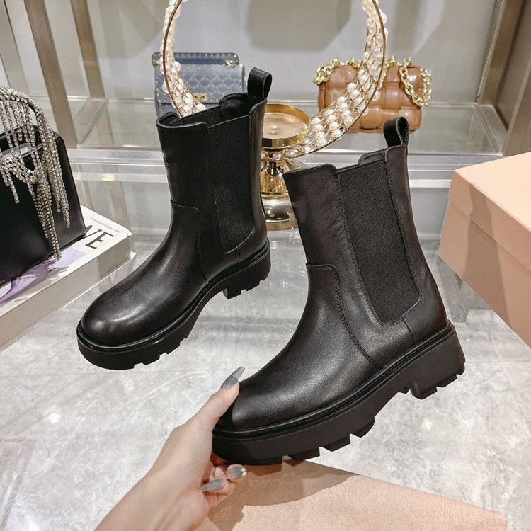 High End Quality 2024 Round Toe Thick Soled Martin Leather Height Increasing Short Boots, New Motorcycle Boots From_voghion.com