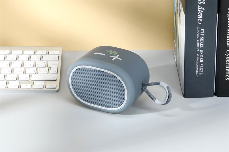 Waterdichte Bluetooth mobiele telefoon subwoofer, home computer, desktop speaker, nieuw draagbaar model_voghion.com