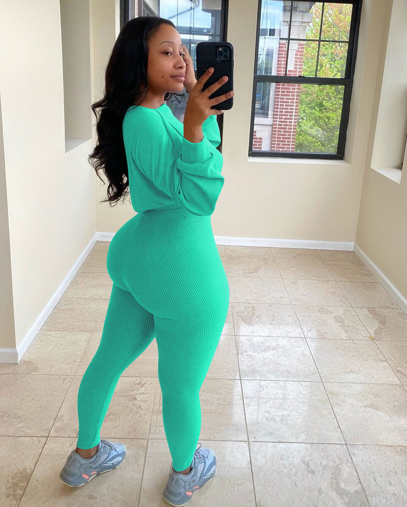 Women's ribbed athleisure suit_voghion.com