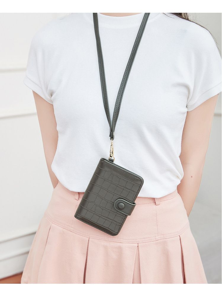 Portafoglio da collo con protezione RFID - Portapassaporto da viaggio sottile con più scomparti per carte, design impermeabile e antifurto per uomini e donne_voghion.com