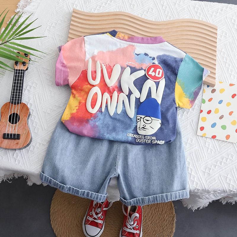 2024 Neue Sommer Jungen Rundhals Krawatte gefärbt bedruckt Kurzarm bequeme Cowboy Baumwollshorts Zweiteiliges Set_voghion.com