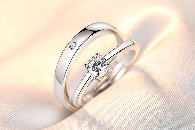 Inel de cuplu: O pereche simplă și la modă cu coroană coreeană din zirconiu pentru bărbați și femei, inel deschis cu diamant, simulare de nuntă_voghion.com