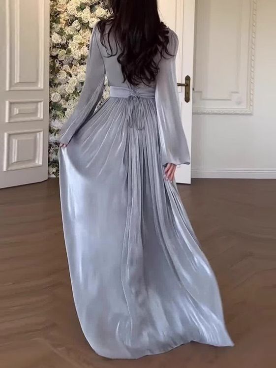 Vêtements pour femmes Robe de soirée Robe plissée à manches longues_voghion.com