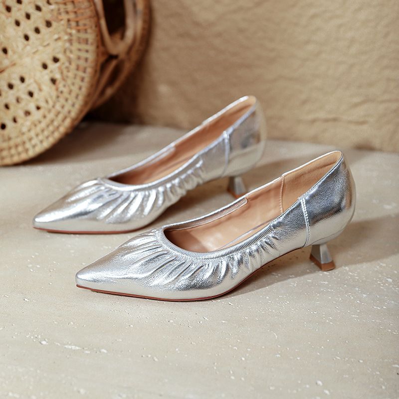 Stiletto Silber Weiches Leder Faltig Pendler Arbeit Spitz High Heels 2025 Neue Frühling Herbst frauen Mid Heel Schuhe_voghion.com