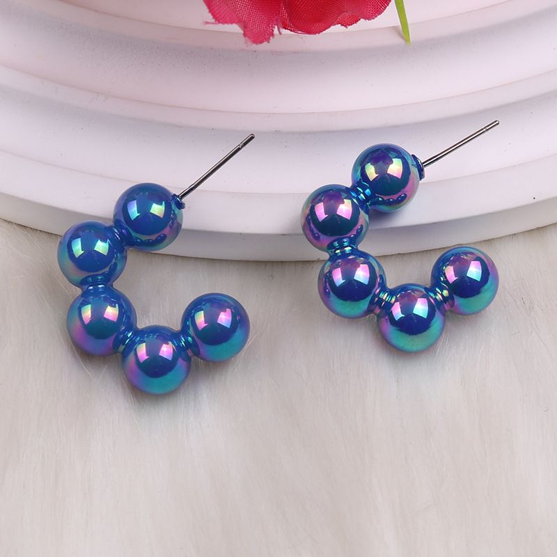 2024 New Korean Style Electroplated Spring Niche C-shaped Hoop Beaded Geometric Drop Earrings For Women_voghion.com