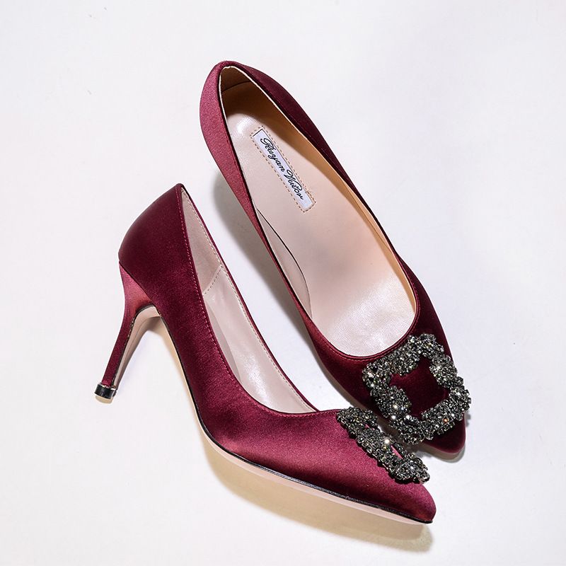 En stock Une pièce Dropshipping MB Por Escarpins à talons hauts et fins pour femmes, bout carré pointu, boucle unique en forme de flocon de neige et strass_voghion.com