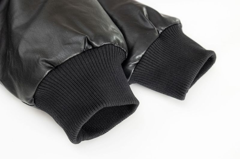 Abbigliamento uomo 2025 Nuova giacca imbottita in pelle retrò americana con collo in pelliccia rimovibile Parker_voghion.com