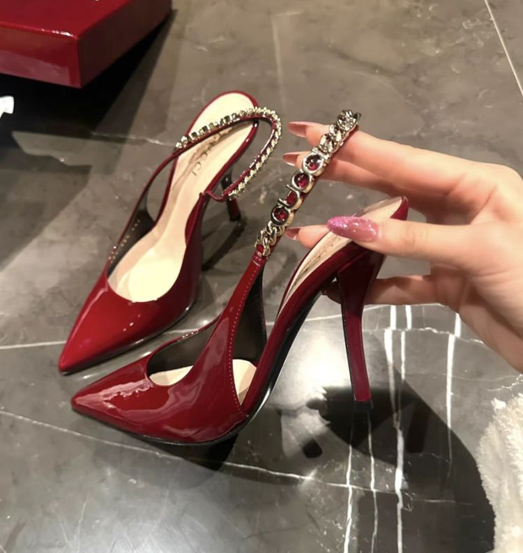 2025 Spring New Red Patent Leather Pointed Stiletto High Heels Women_voghion.com