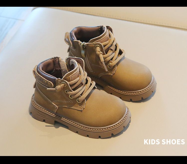 Otoño 2024, nuevas botas pequeñas de cuero para hombres y mujeres, botas Martin de caña media para bebés, edición coreana, zapatos para niños_voghion.com