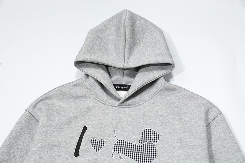 Gemütlicher Kapuzenpullover mit Dackel-Stickerei – Übergroßes Unisex-Sweatshirt für Damen und Herren_voghion.com
