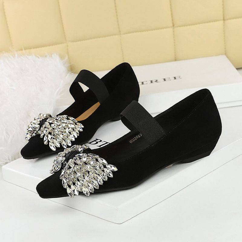 Light Luxury Elastic Band One-pedal Low-heeled Women's Single Shoes Dazzling Rhinestone Bow Wedge-heeled Women's Shoes_voghion.com