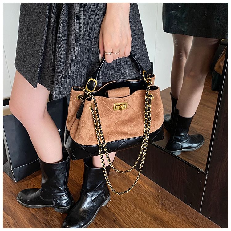 High-end stijl gewatteerde ketting voor vrouwen 2025 Nieuwe mode handtas emmer veelzijdige schouder crossbody tas_voghion.com