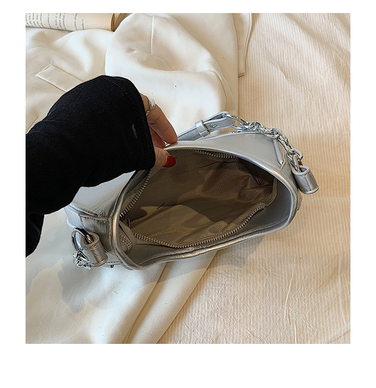 Niche haut de gamme chaîne aisselle sac pour femmes 2023 été nouveau Style Simple polyvalent sac à bandoulière une pièce livraison directe_voghion.com