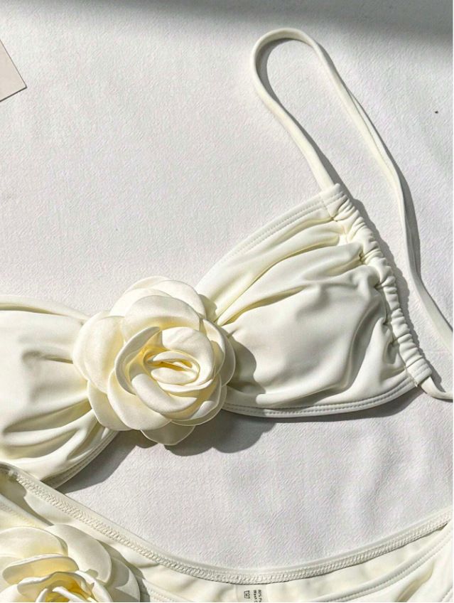 Costume da bagno bikini con fiori tridimensionali alla moda per donna_voghion.com