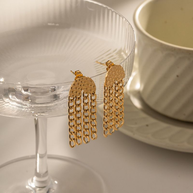 Orecchini a catena con nappine in acciaio inossidabile con texture in titanio, versatili da donna, INS French Fashion_voghion.com