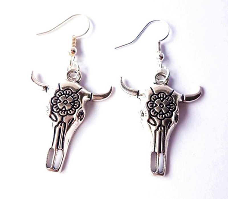 Alloy silver pattern bull head earrings with hook earrings_voghion.com