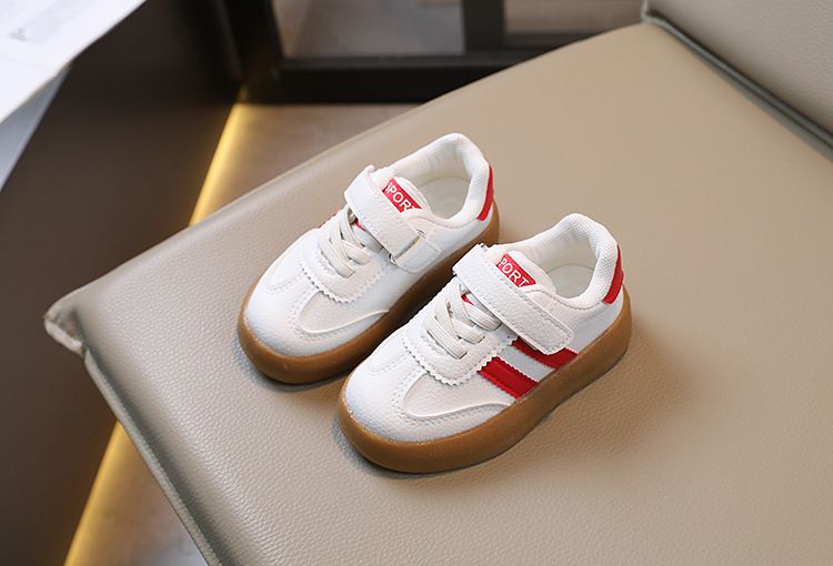 2024 Herbst Neue Kinder Kleine Weiße Jungen Deutsch Training Forrest Gump Sportschuhe, Board Schuhe Trend_voghion.com