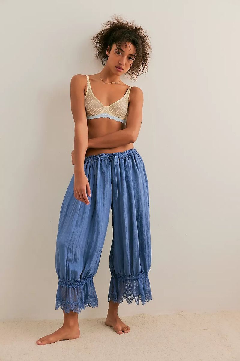 Dameskleding Vroege Lente Nieuwe Holle Kant Kant Thuiskleding Voor Vrouwen Comfortabele Huidvriendelijke Pyjama Shorts_voghion.com