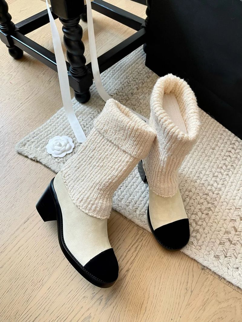 2025 New Small Fragrant Wind Fall Winter Suede Knitted Wool Short Paragraph Mid-calf Socks Fashion Ankle Boots_voghion.com