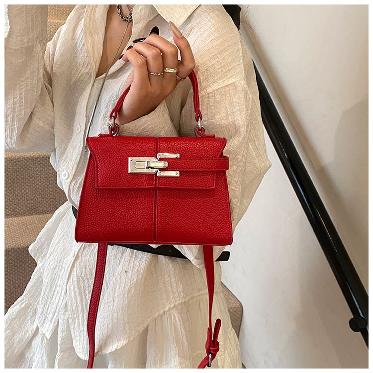 2025 neue einfache Retro-Damentasche Mode lässig Handheld Crossbody kleine quadratische Tasche Pendlertasche_voghion.com