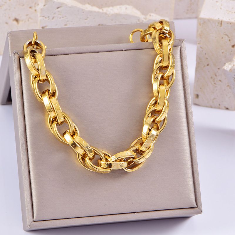 Personalized Hip-Hop Punk Style Exaggerated Titanium Steel Color-Retaining Thick Bracelet Trendy Plain Circle Handmade_voghion.com