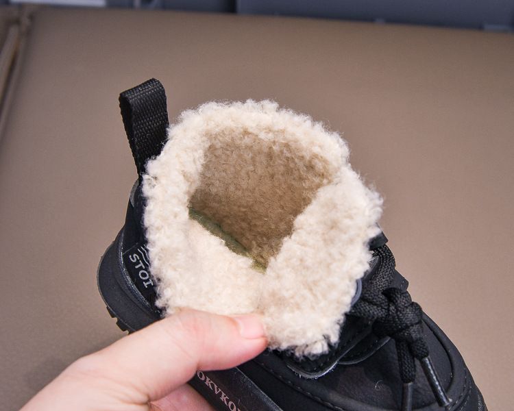 2024 Winter Neue Kinder 21-30 Größe Jungen und Mädchen Plüsch Kurze Stiefel Warme Baumwolle Schuhe Trendy_voghion.com