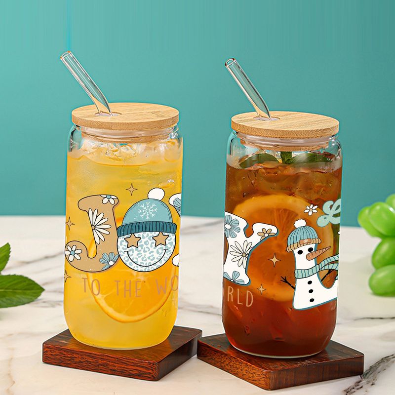 Szklany kubek świąteczny premium z bambusową pokrywką i słomką – ekologiczny, szczelny, pojemność 16 uncji – idealny na prezent, do biura i domu (zestaw 2 szt.)_voghion.com